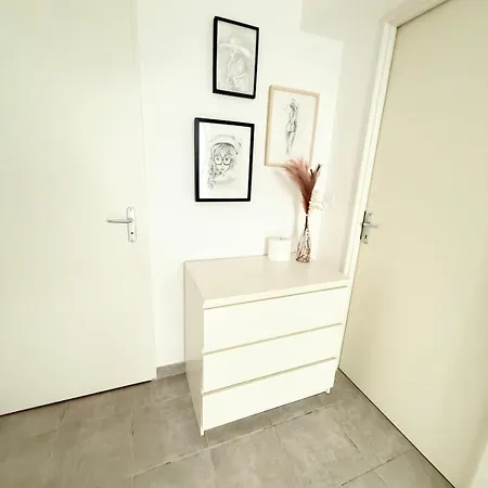 Apartamento Le Hugo F3 Charme & Convivialite Marsillargues